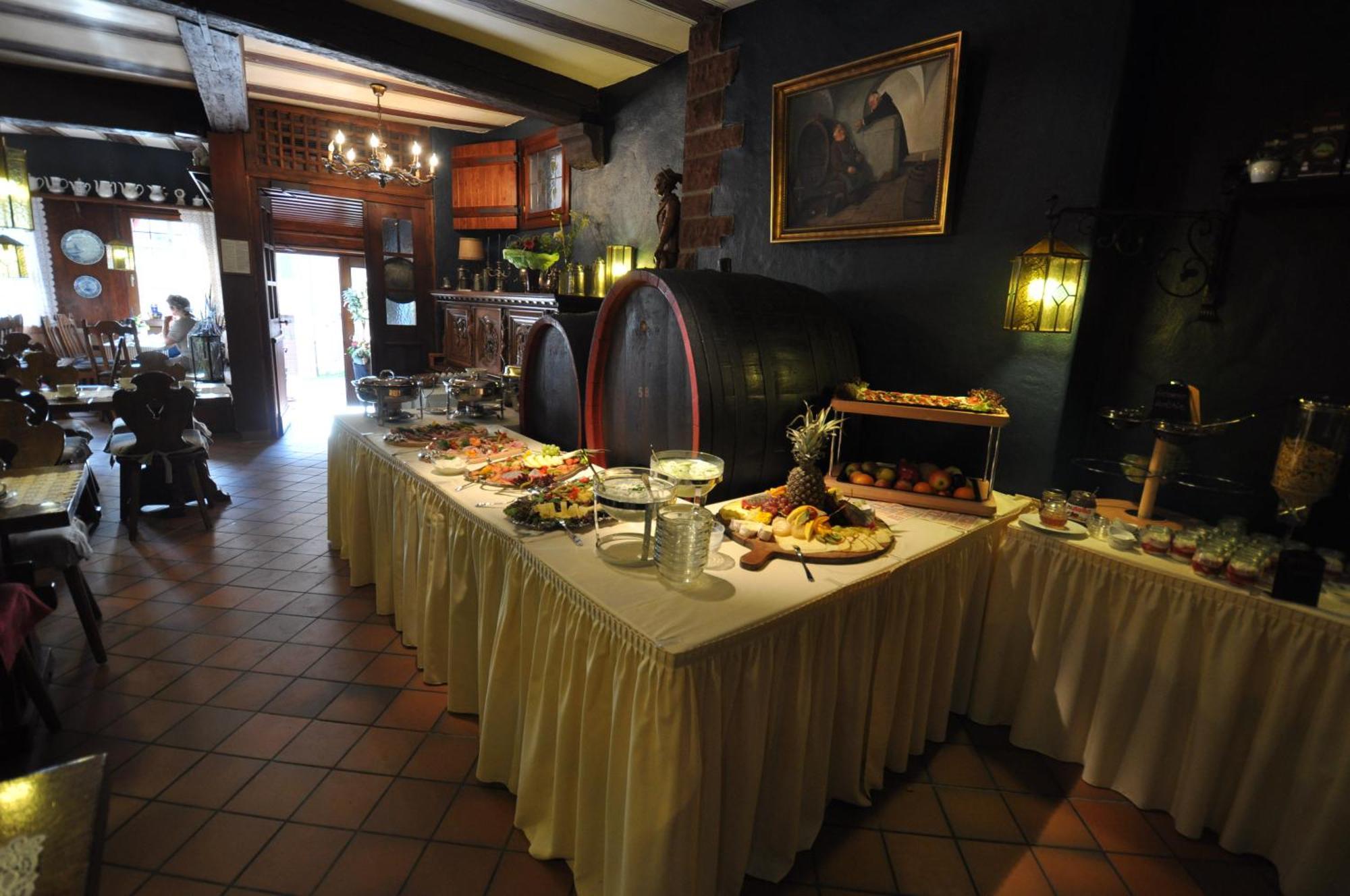 Hotel Schmuckkaestchen Мильтенберг Экстерьер фото