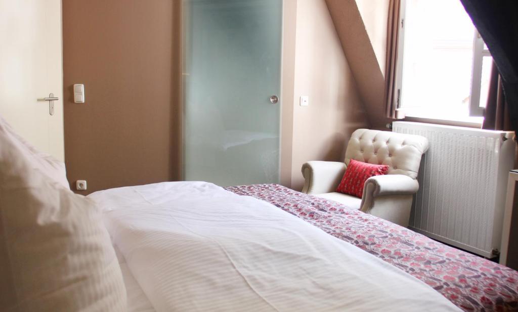 Hotel Schmuckkaestchen Мильтенберг Номер фото