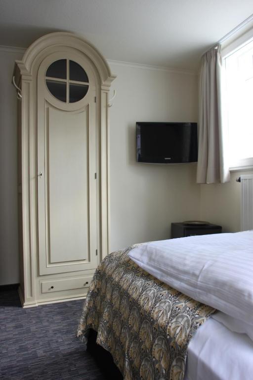 Hotel Schmuckkaestchen Мильтенберг Номер фото